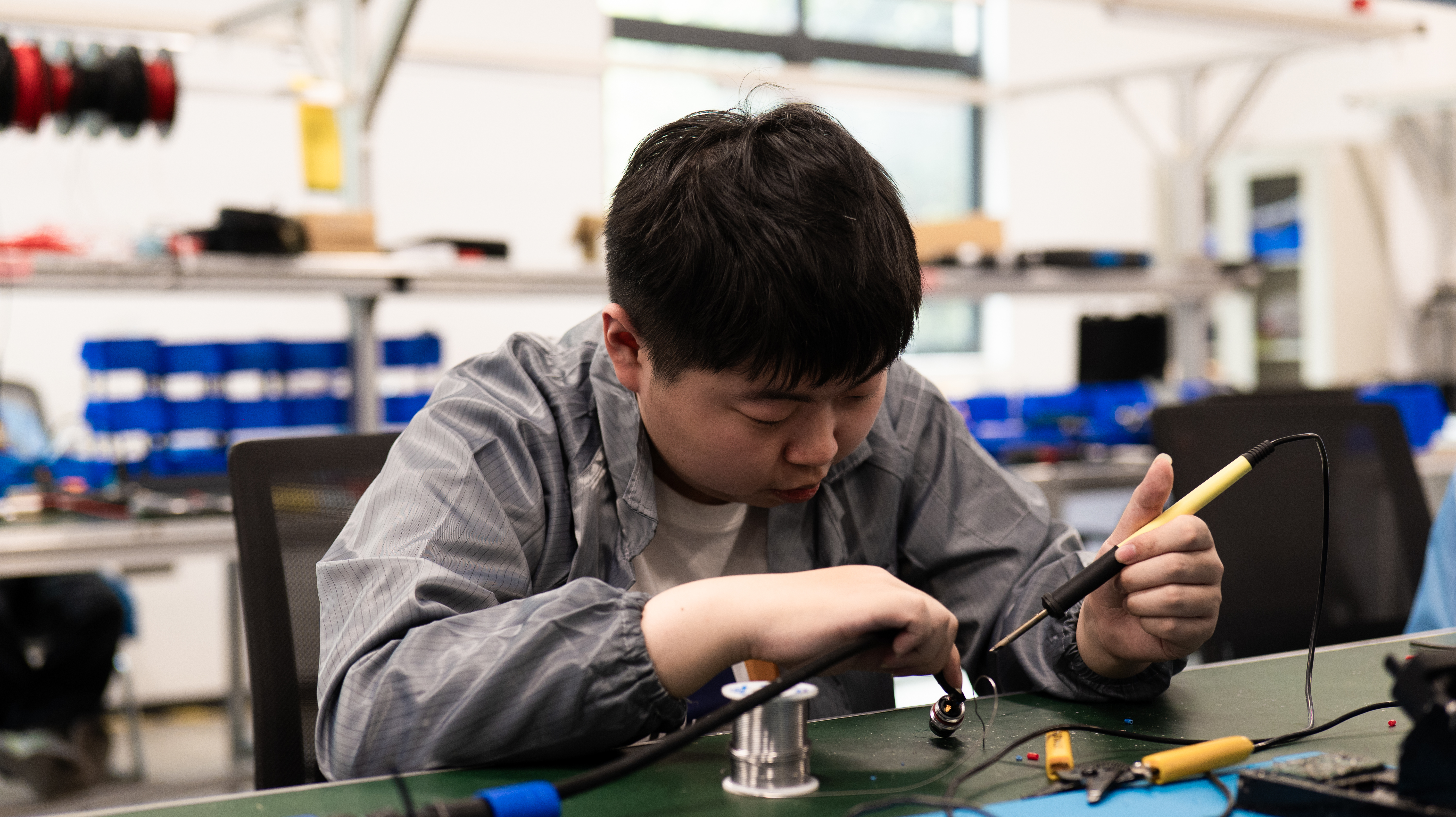 آخرین وبلاگ های شرکت در مورد ایجاد سپر ارتفاع پایین: فناوری آنزه با موفقیت ماموریت‌های امنیتی رویدادهای مهم اخیر را به پایان رساند.