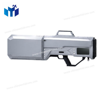 kupować Człowiek przenośny 2km antydronowy UAV jammer / Handy Drone Detection And Jamming drone gun online manufacture