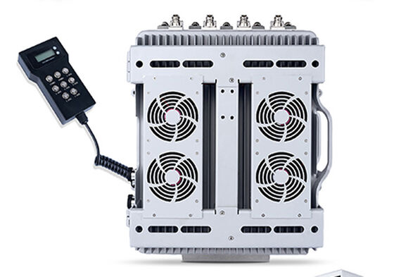 kupować 500-3000m SDR Non-stop UAV Detector Defender Integrated Detection Scanning System Automatycznie wysyła sygnały o pełnej częstotliwości online manufacture