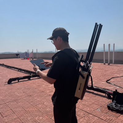 membeli Portable Drone Detector Multi-mode Locating Unit Offers 70MHz-6.2GHz Wideband Scan 10km LOS Detection And Supports Backpack Vehicle Mount Fixed Deployment For Field Patrol Low Altitude Target pembuatan online