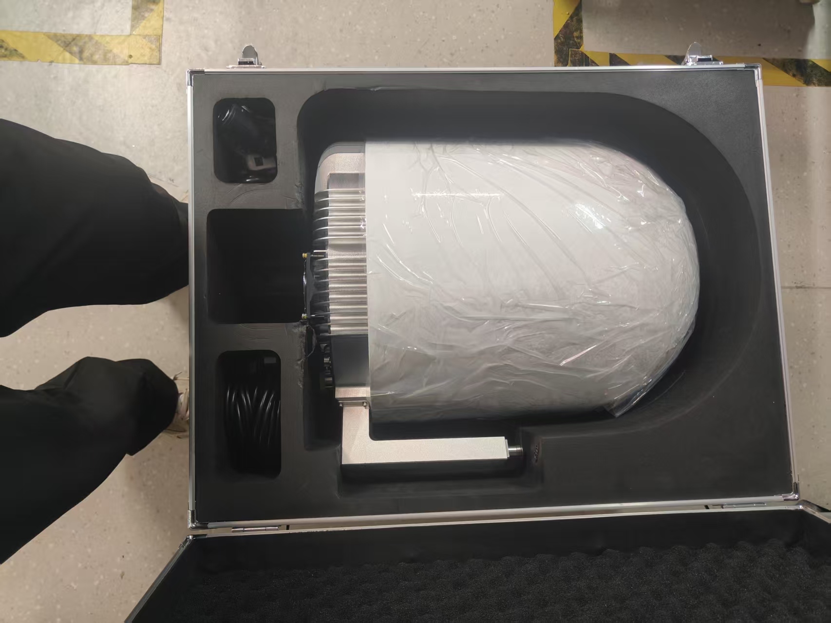 Fixed Drone Detection System: Multi-Frequency Scanning Signal Visualization And Defense Enablement