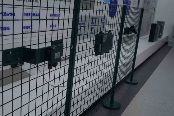 Sensors de sécurité de clôture à longue distance haute précision de positionnement forte adaptabilité facile à installer et à calibrer